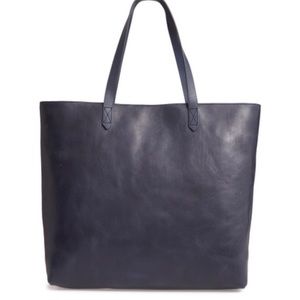 Madewell Transport Tote navy leather blue
